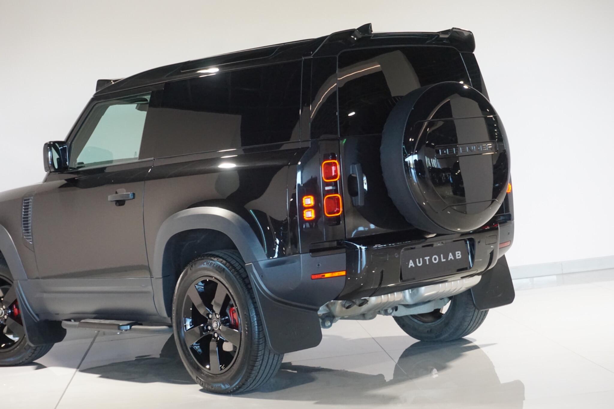 Land Rover Defender 90 3.0 D250 MHEV Hard Top SUV 3dr Diesel Auto 4WD SWB Euro 6 (s/s) (250 ps)
